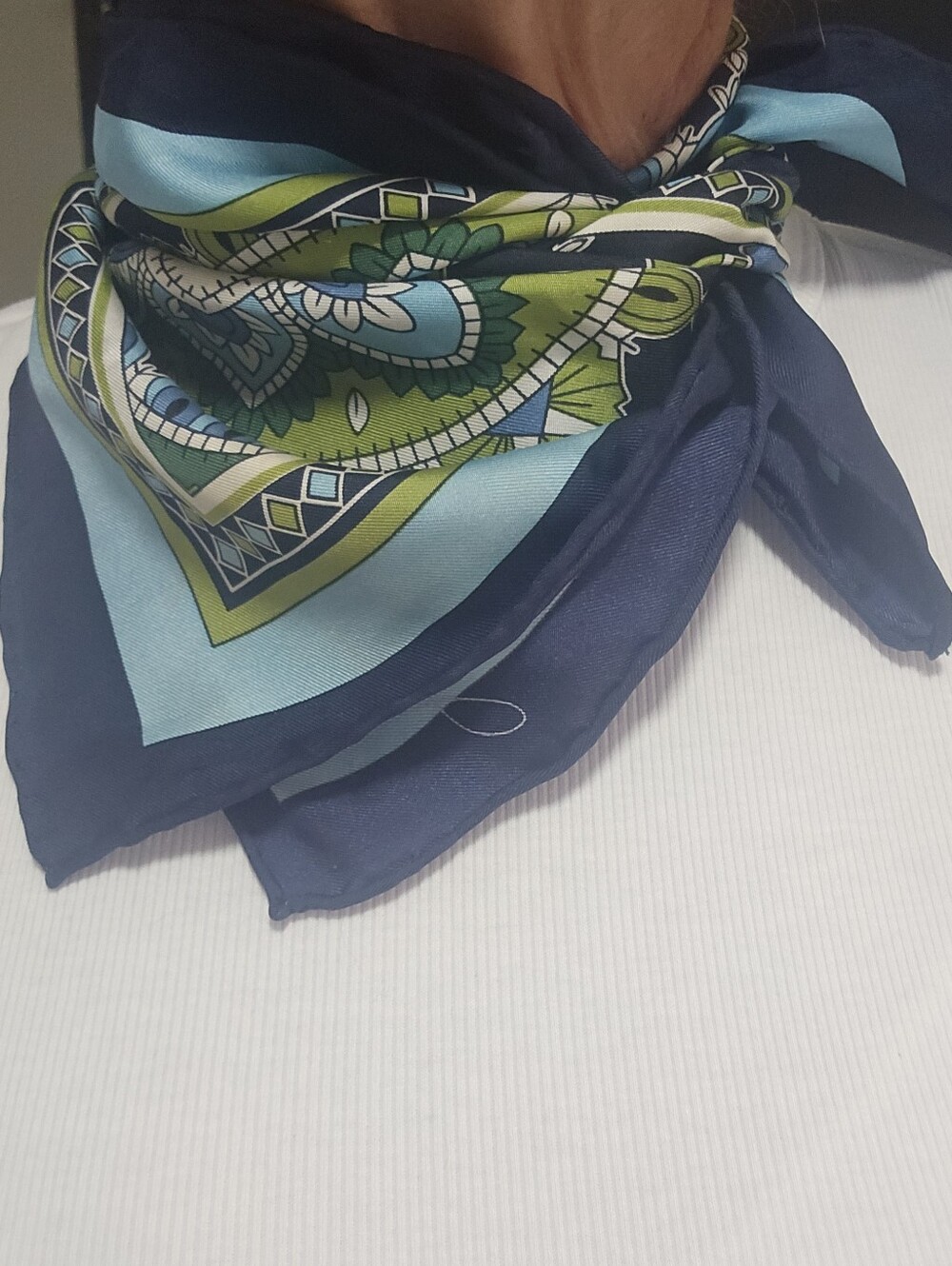 Vera Bradley 100% Silk Navy, Light Blue Green Paisley Floral Scarf, 27" Square - Picture 2 of 10